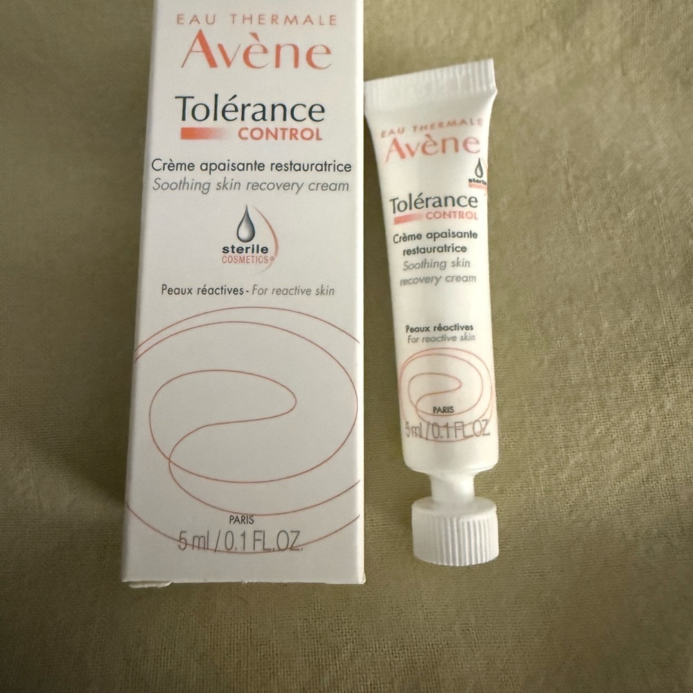Avene Tolerance Control Soothing Cream Mini Bundle - Picture 4 of 4